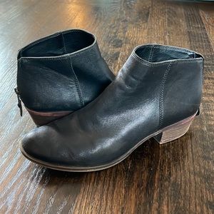 Lucky Brand Bremma booties